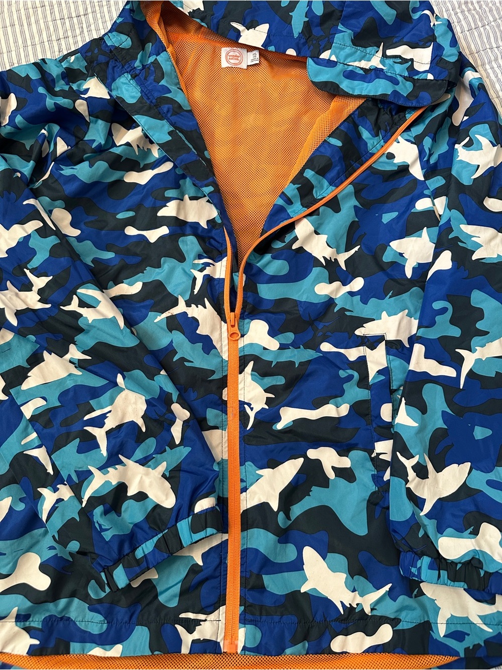 Blue Camo Windbreaker Rain Jacket Orange Trim Lining Hood Zipper XXL (18) Kids